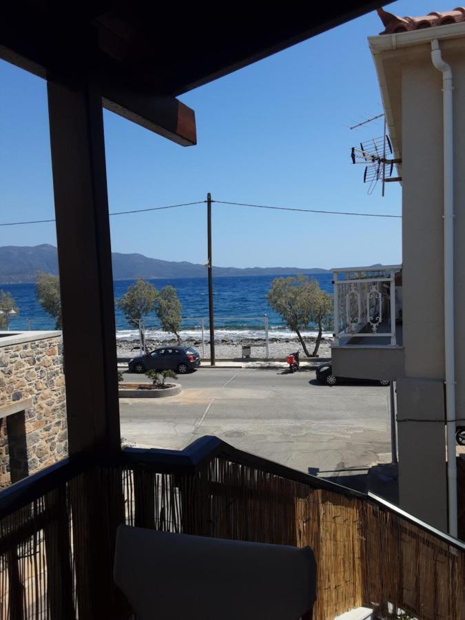 Blu Casa Del Mare Lejlighed Monemvasía Eksteriør billede